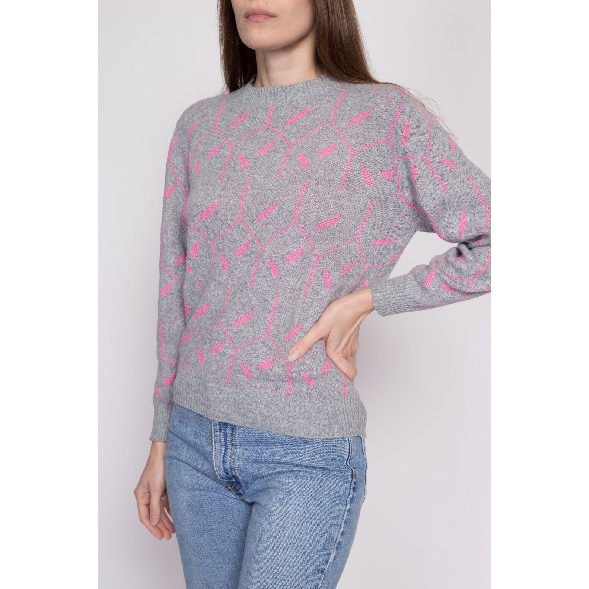 Louis Vuitton, crewneck sweater with neon pink logo - Unique