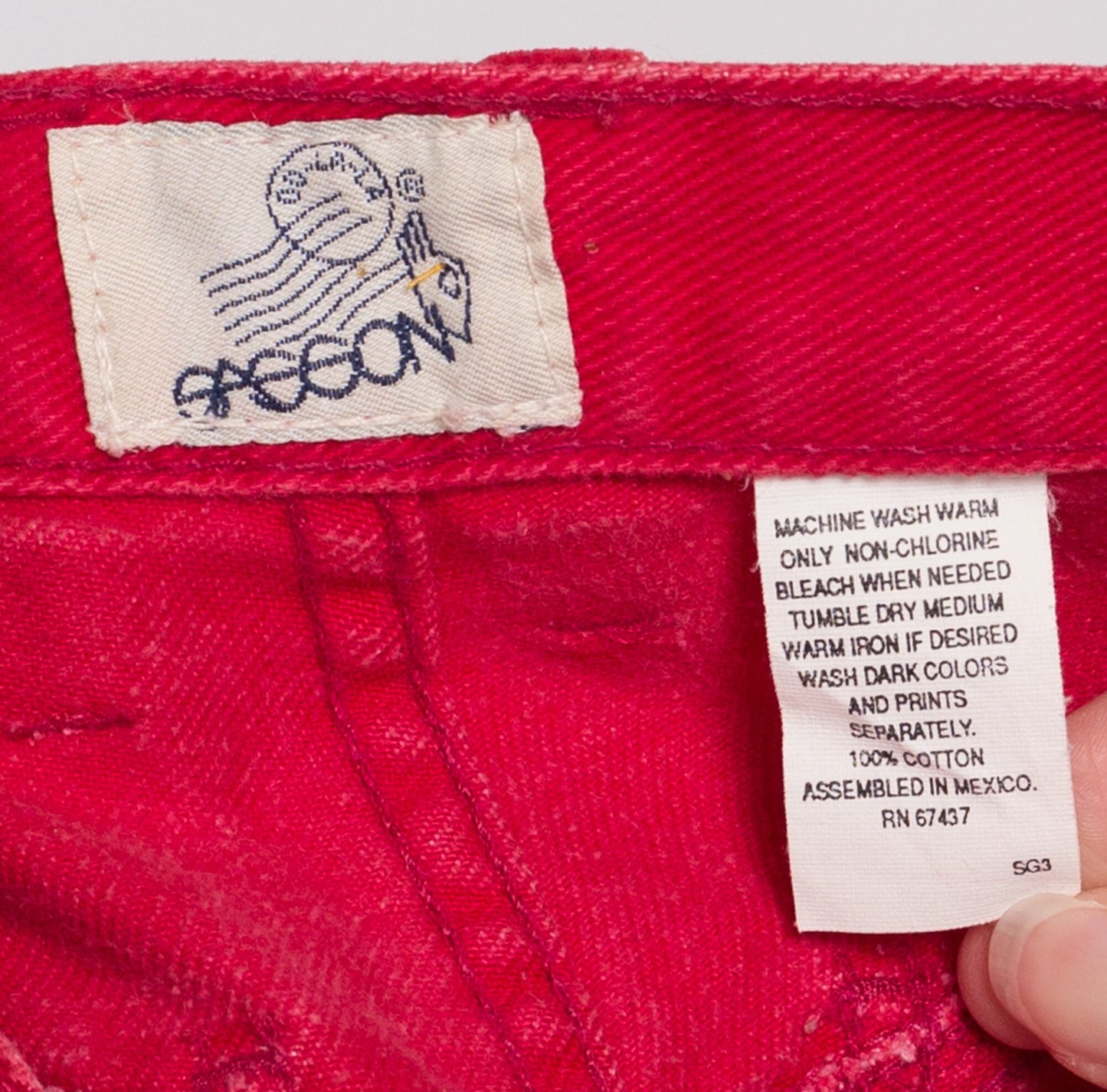 S| 90s Sassoon Red High Waisted Jeans - Small, 26" | Vintage Soft Denim Pleated Tapered Leg Mom Jeans