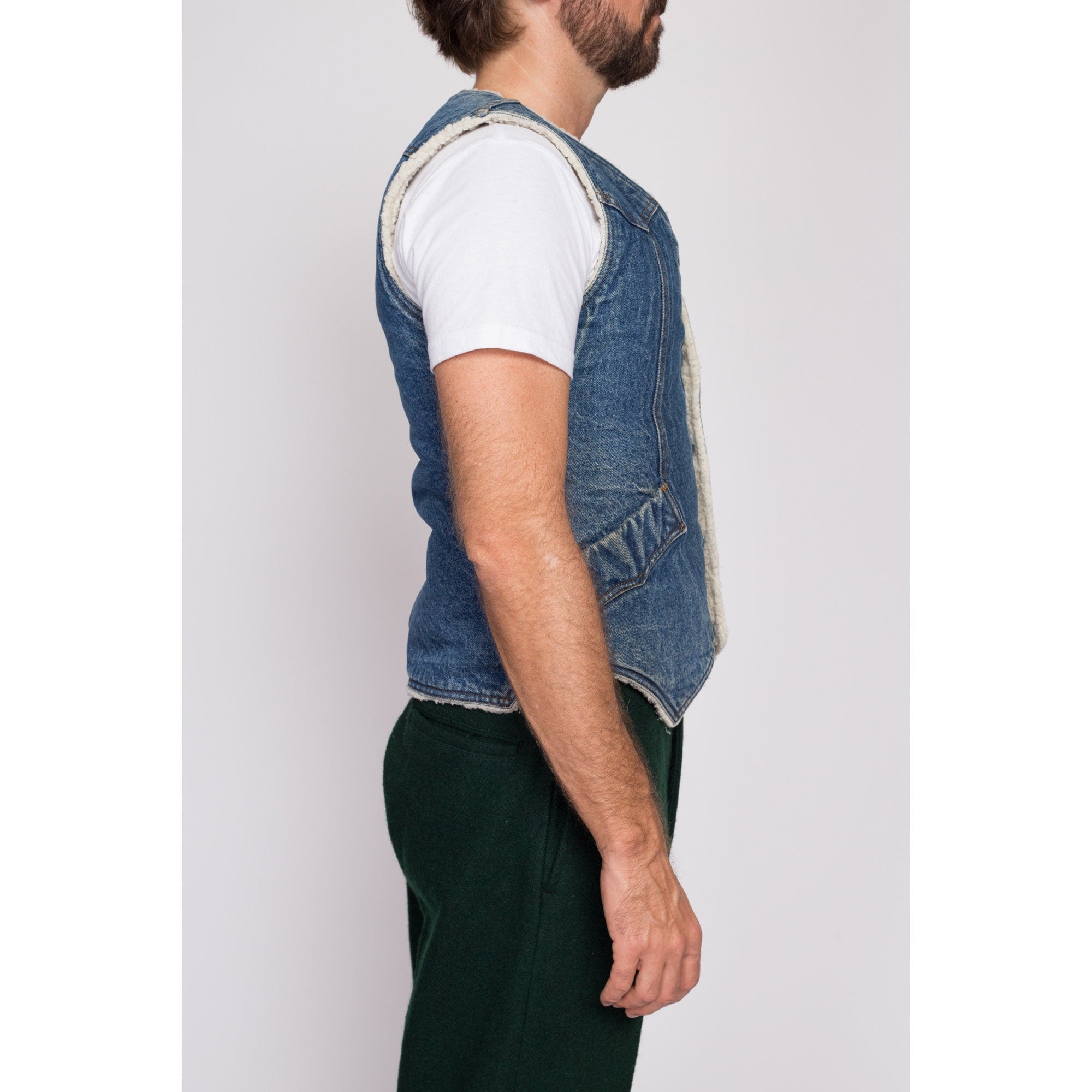 70s 80s Levis Denim Sherpa Vest - Men's Small – Flying Apple Vintage