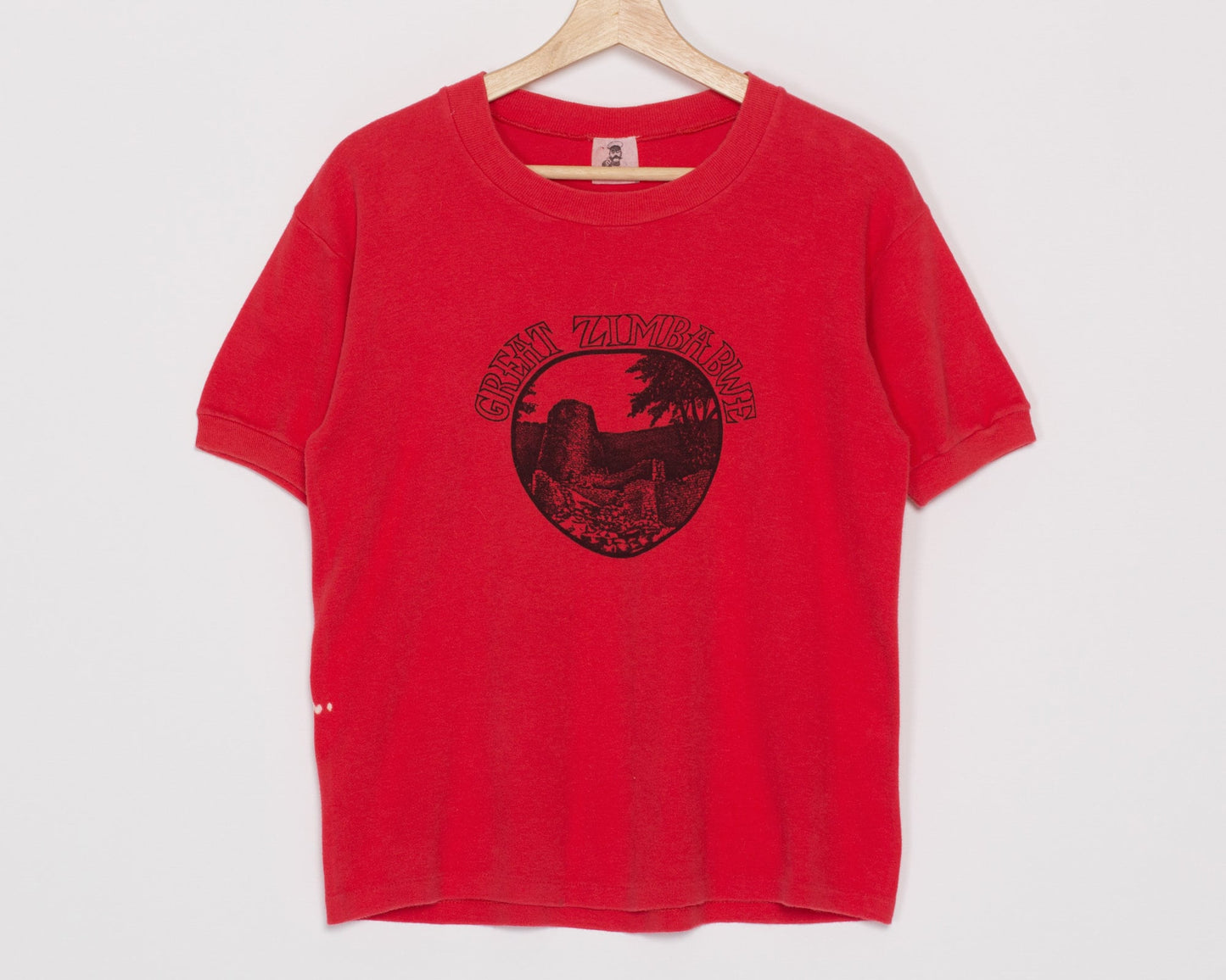 Med-Lrd 70s 80s Great Zimbabwe T Shirt Unisex | Vintage Red Africa Graphic Tourist Tee