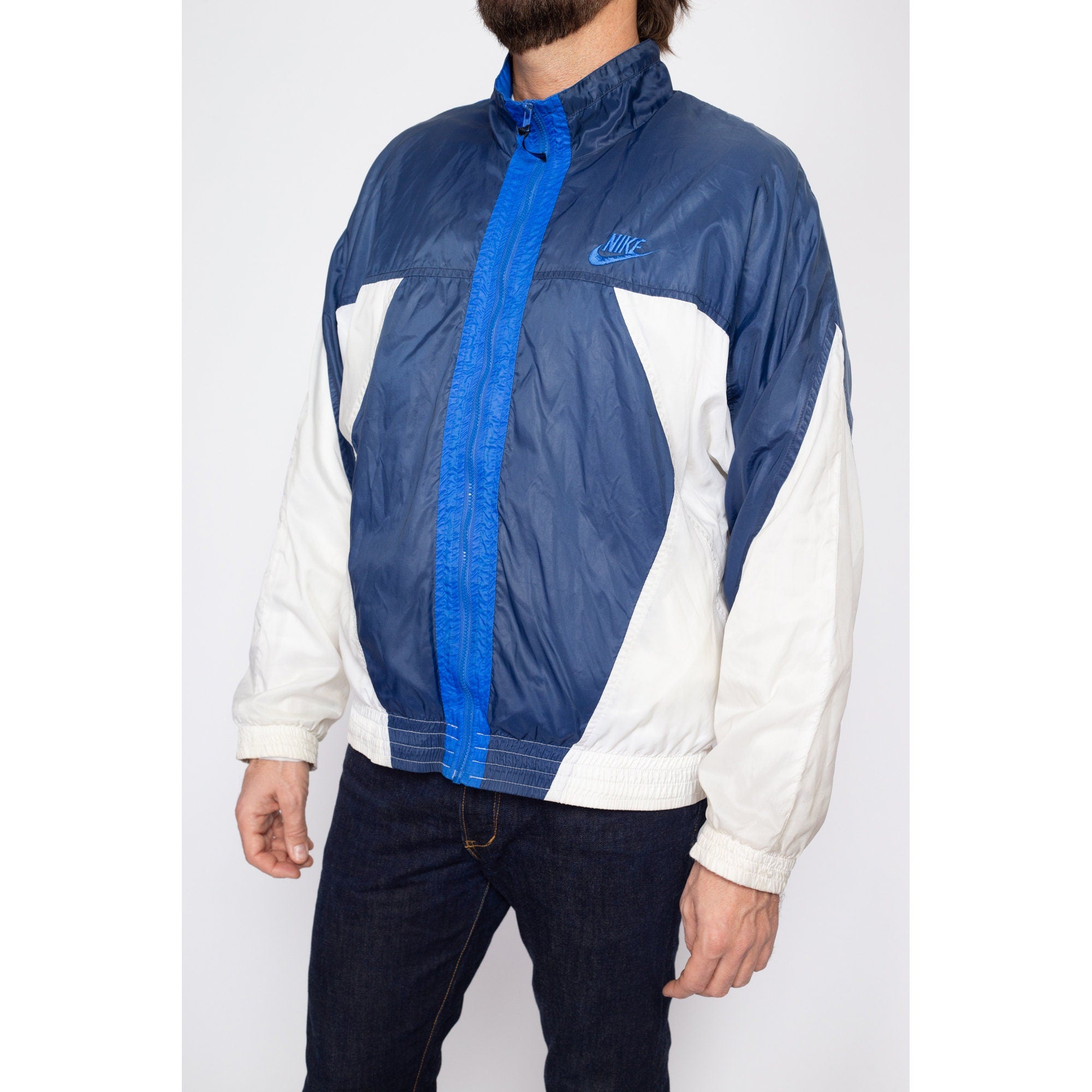 Nike hotsell throwback windbreaker