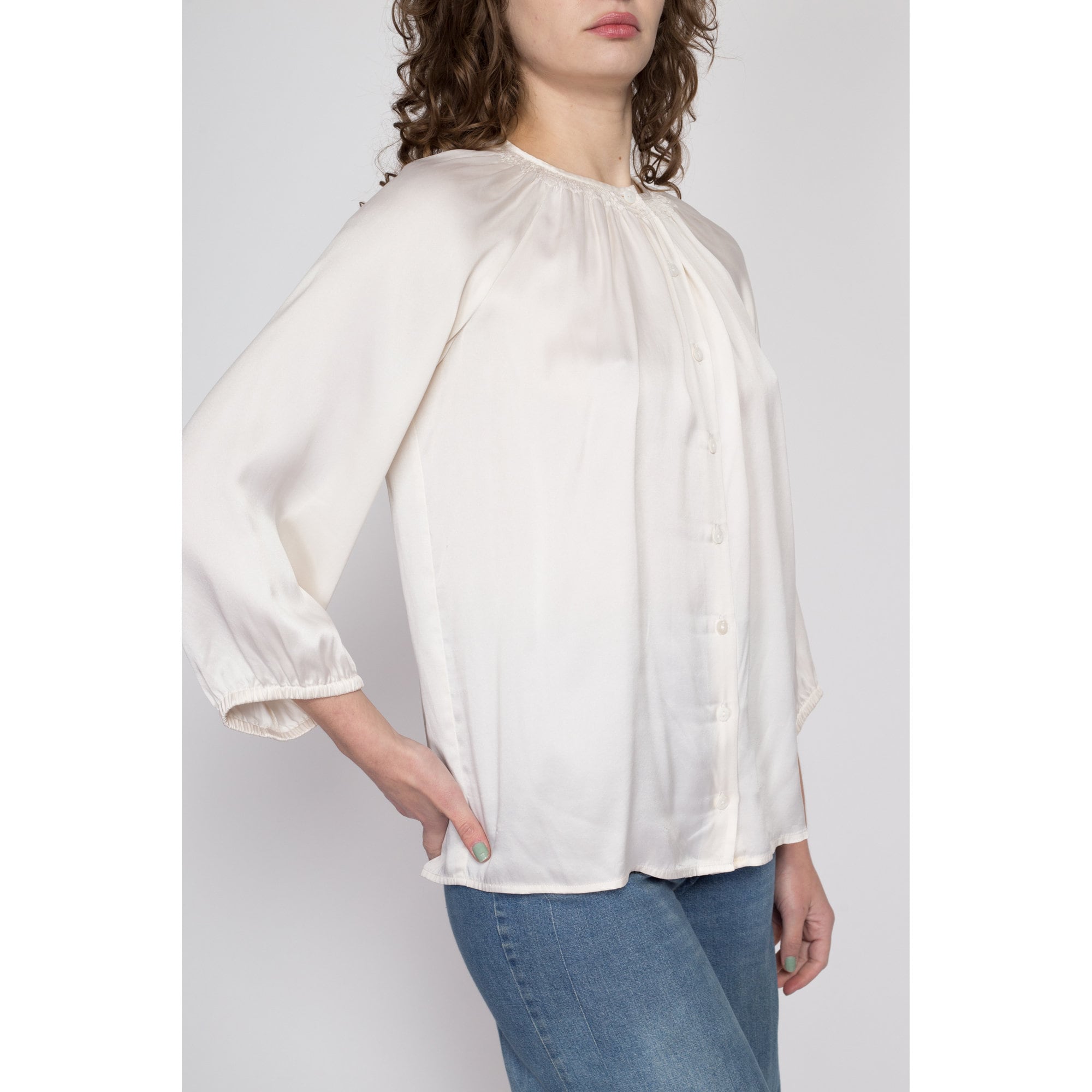 Medium 90s White Silk Folk Blouse