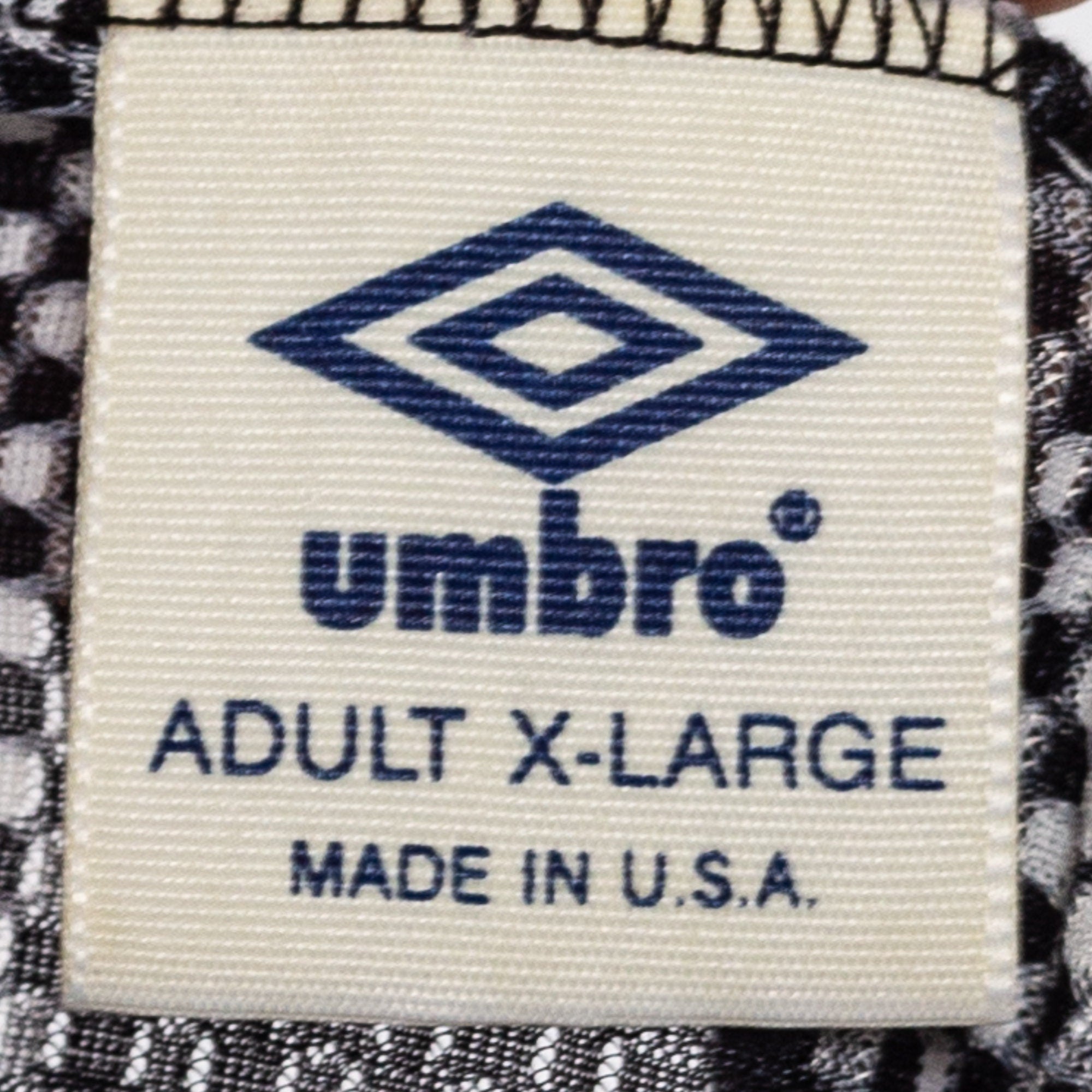 Large 90s Umbro Striped Soccer Jersey – Flying Apple Vintage