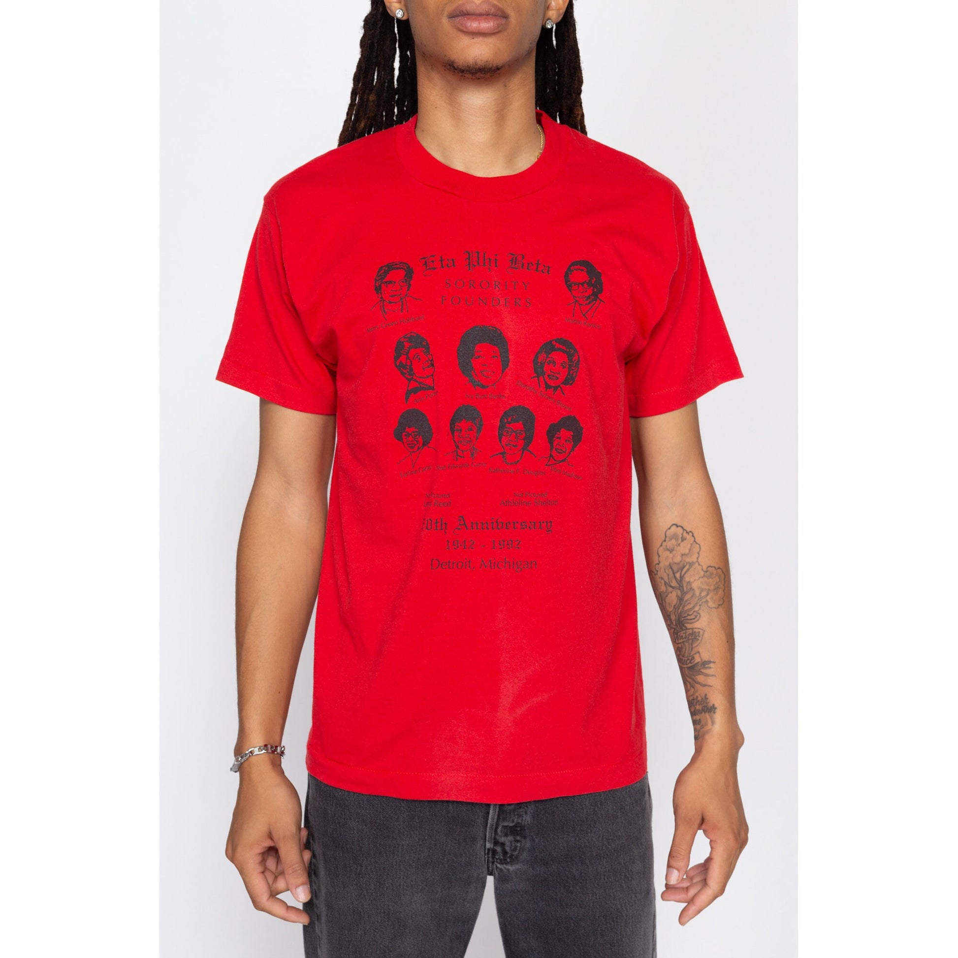 Medium 90 Eta Phi Beta Sorority 50th Anniversary T Shirt | Vintage Black History Detroit Michigan Red Graphic T Shirt