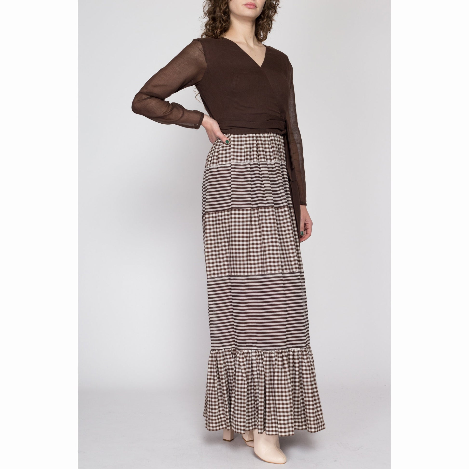 Medium 60s 70s Brown Gingham & Striped Hostess Dress | Retro Vintage Long Sleeve V Neck Maxi Dress