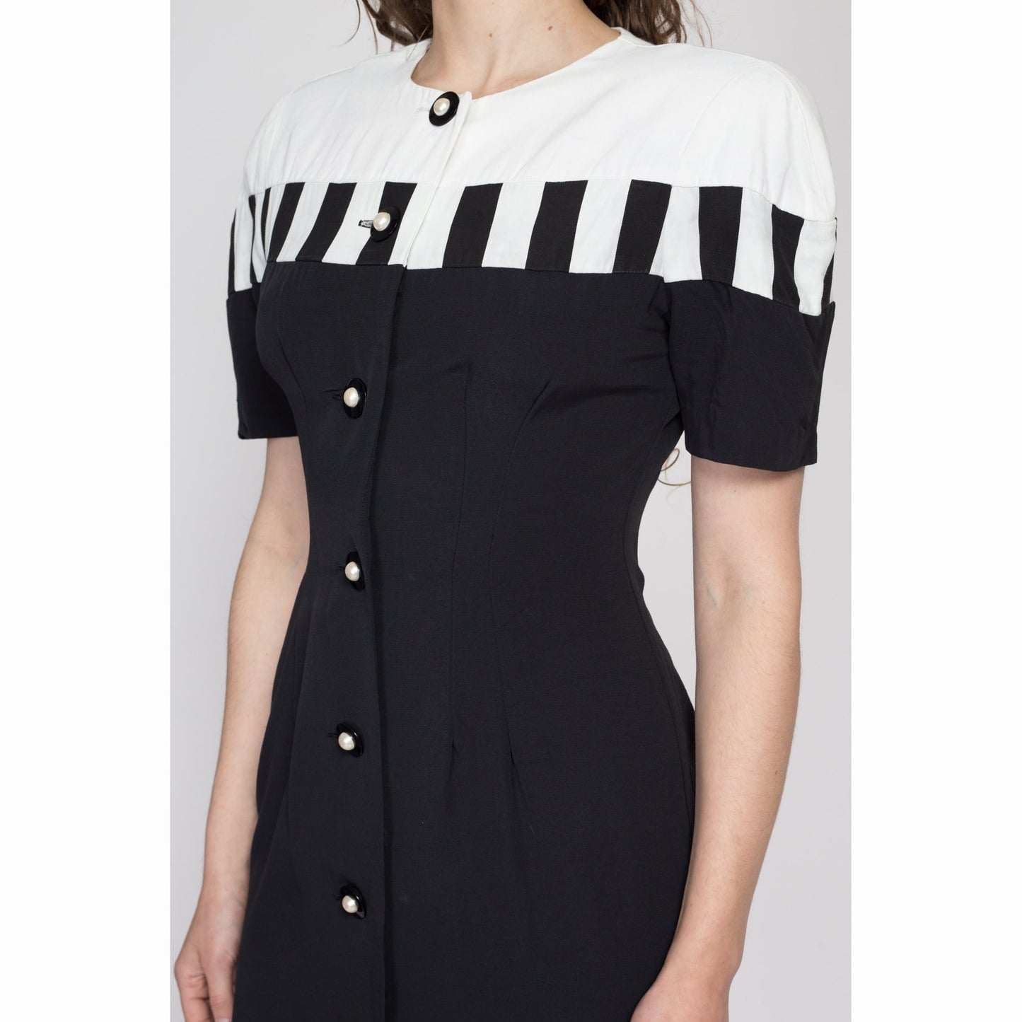 Medium 80s Black & White Piano Key Mini Dress | Vintage Button Up Short Sleeve Sheath Cocktail Dress