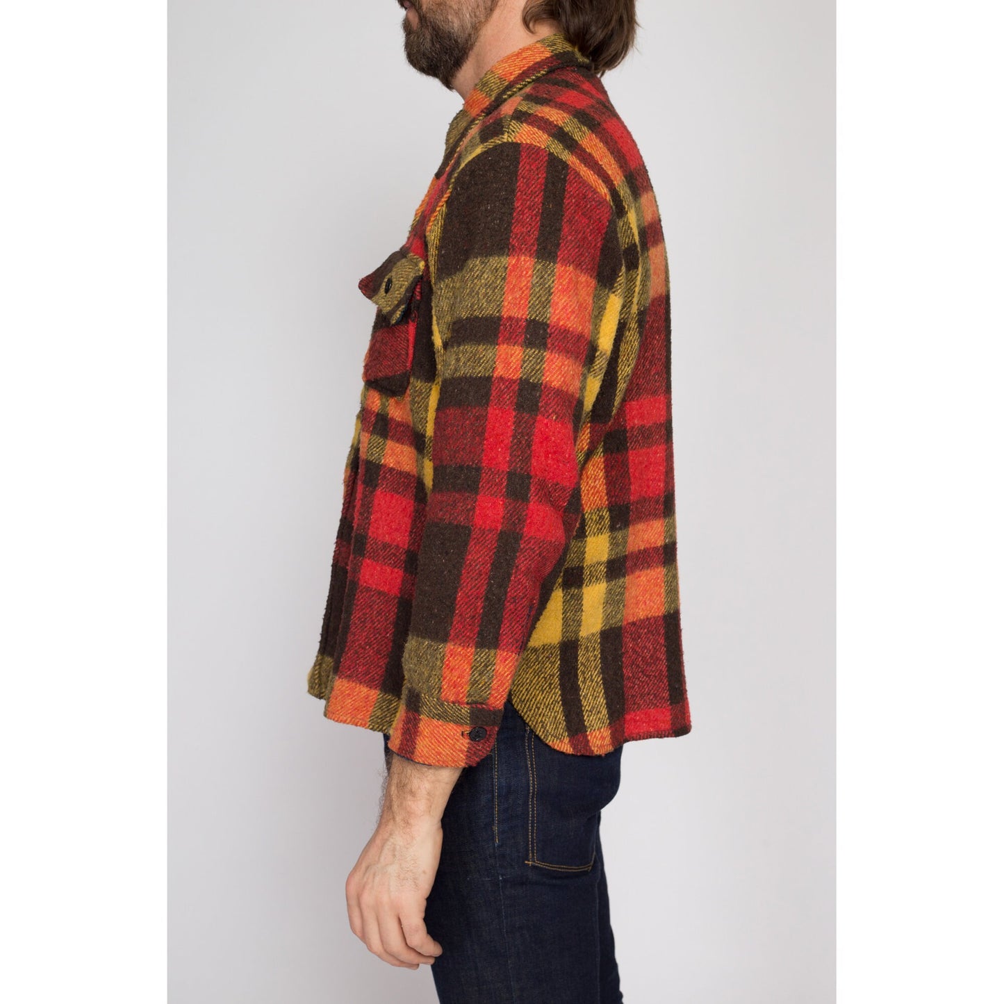 Medium Short 70s Red & Yellow Plaid Flannel Overshirt | Vintage Button Up Collared Shacket Shirt