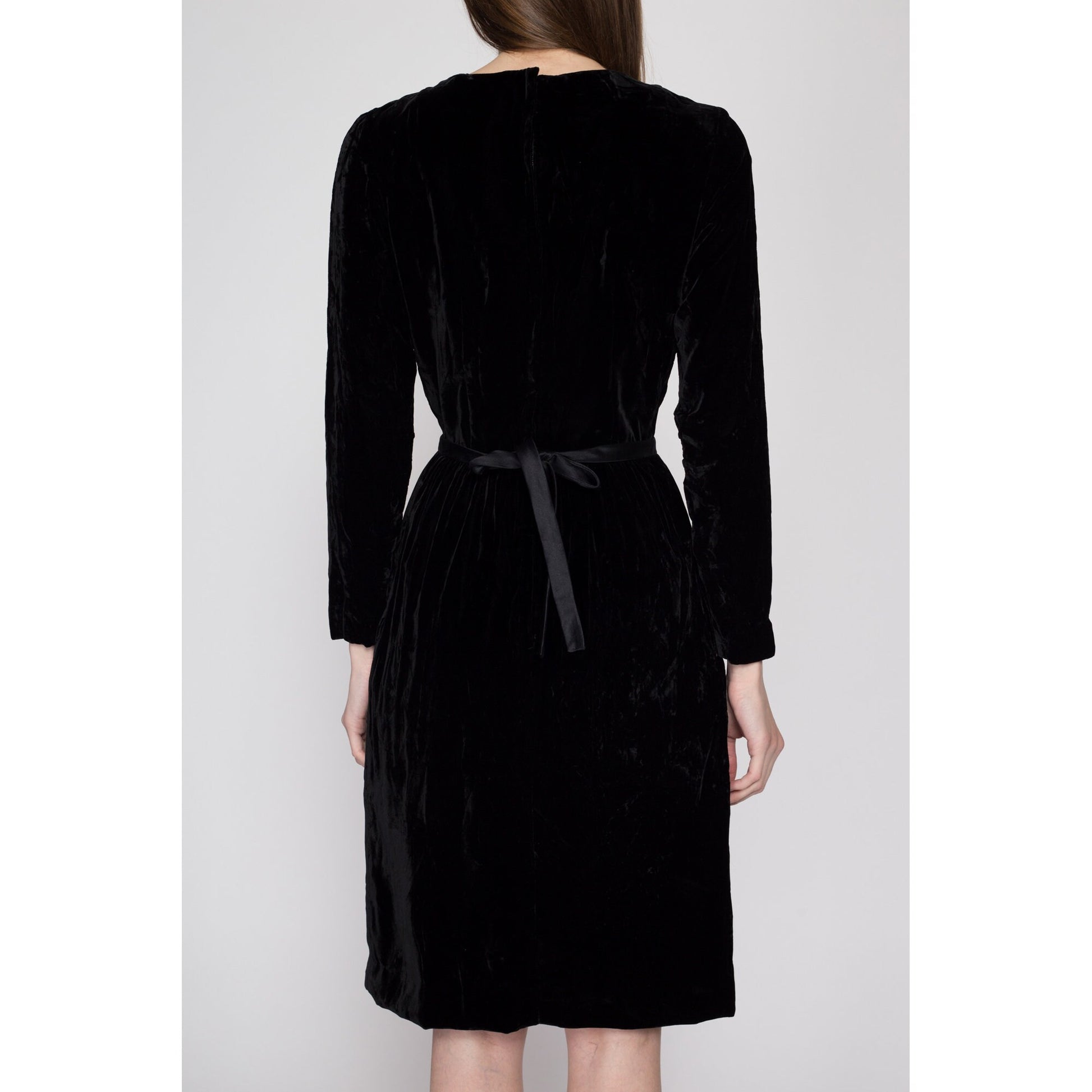 XS 1950s Suzy Perette Black Velvet Long Sleeve Cocktail Dress | Vintage Satin Trim Knee Length Formal Pocket Dress