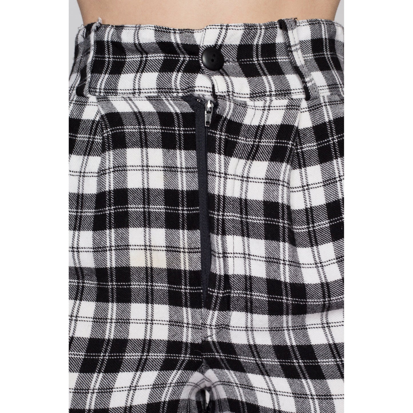 XS 90s Black & White Plaid Flannel Shorts 24" | Vintage High Waisted Grunge Shorts