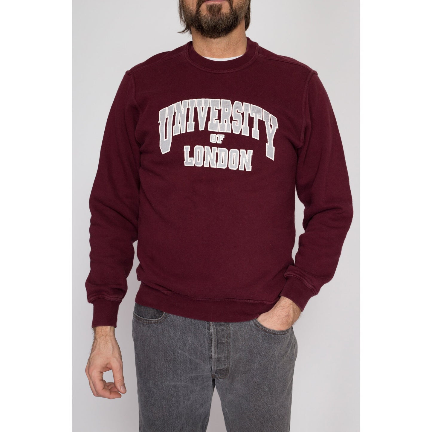 Medium 90s University Of London Sweatshirt | Vintage Maroon Collegiate Graphic Crewneck Pullover