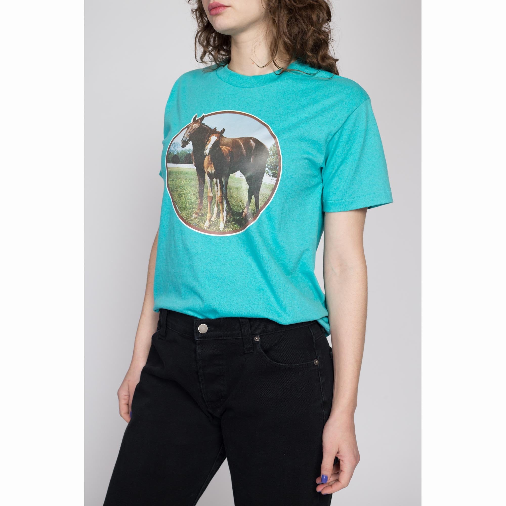 Medium 90s Horse Iron-On Graphic T Shirt – Flying Apple Vintage